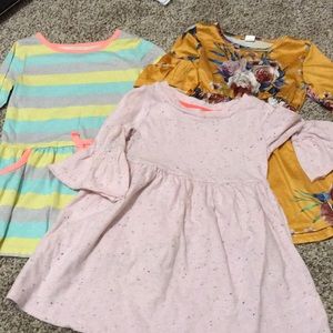 Lot of three girls dresses